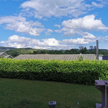 Gemütliche 90 qm Wohnung in Saarburg, zentral gelegen, Garten mit Aussicht, separater Eingang Exterior foto