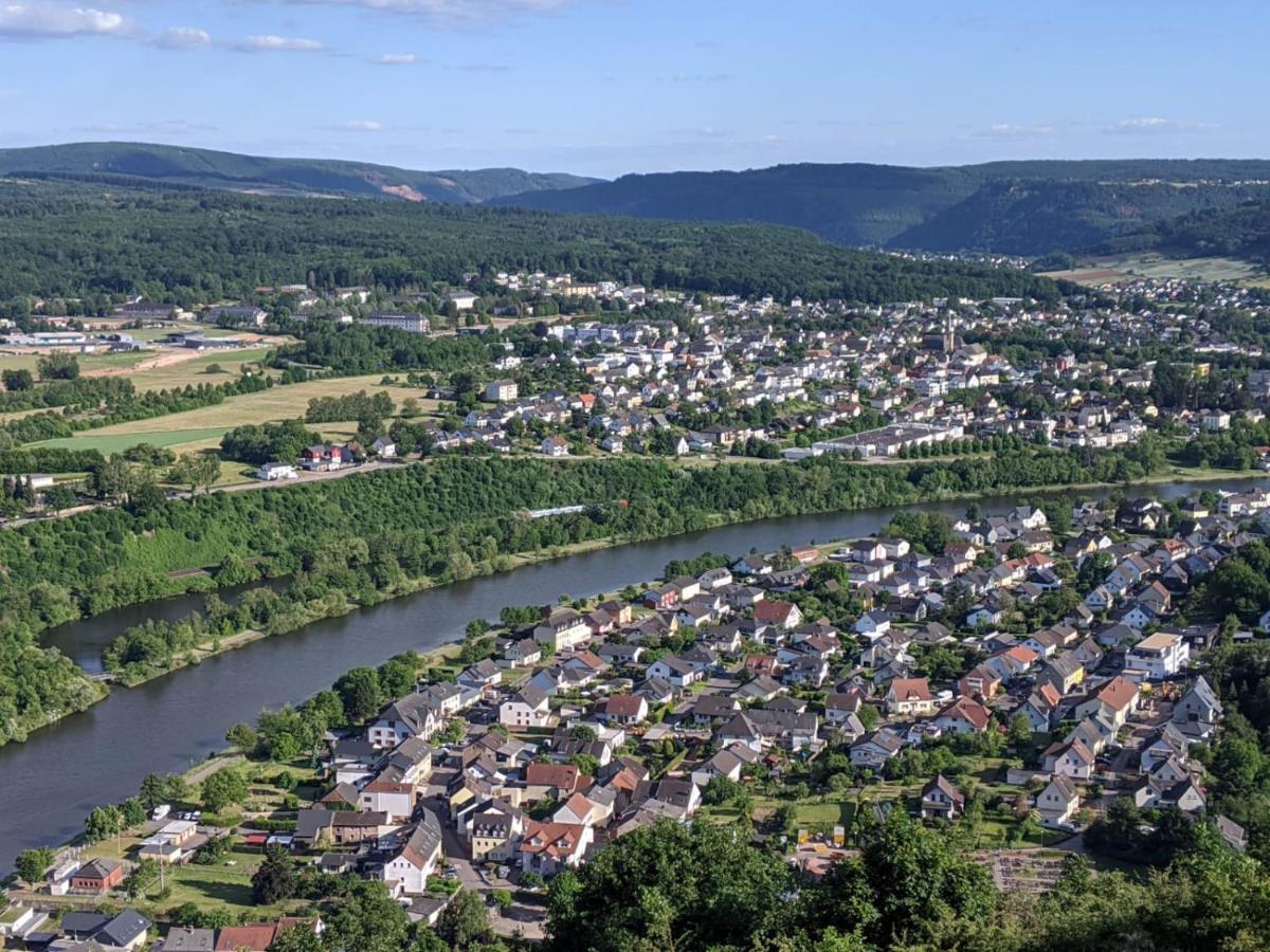 Gemütliche 90 Qm In Saarburg, Zentral Gelegen, Garten Mit Aussicht, Separater Eingang Apartment *