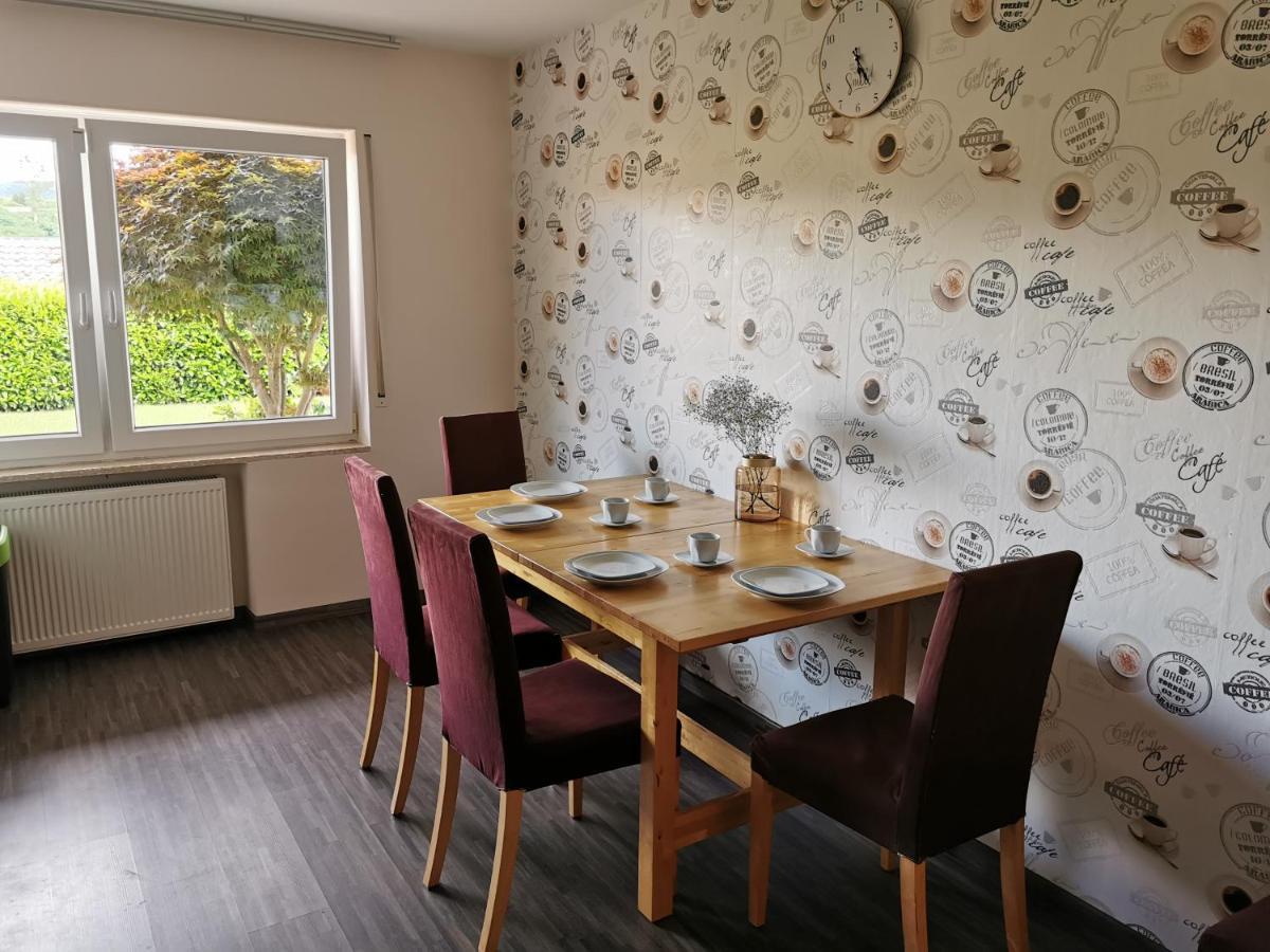 Gemütliche 90 Qm In Saarburg, Zentral Gelegen, Garten Mit Aussicht, Separater Eingang *