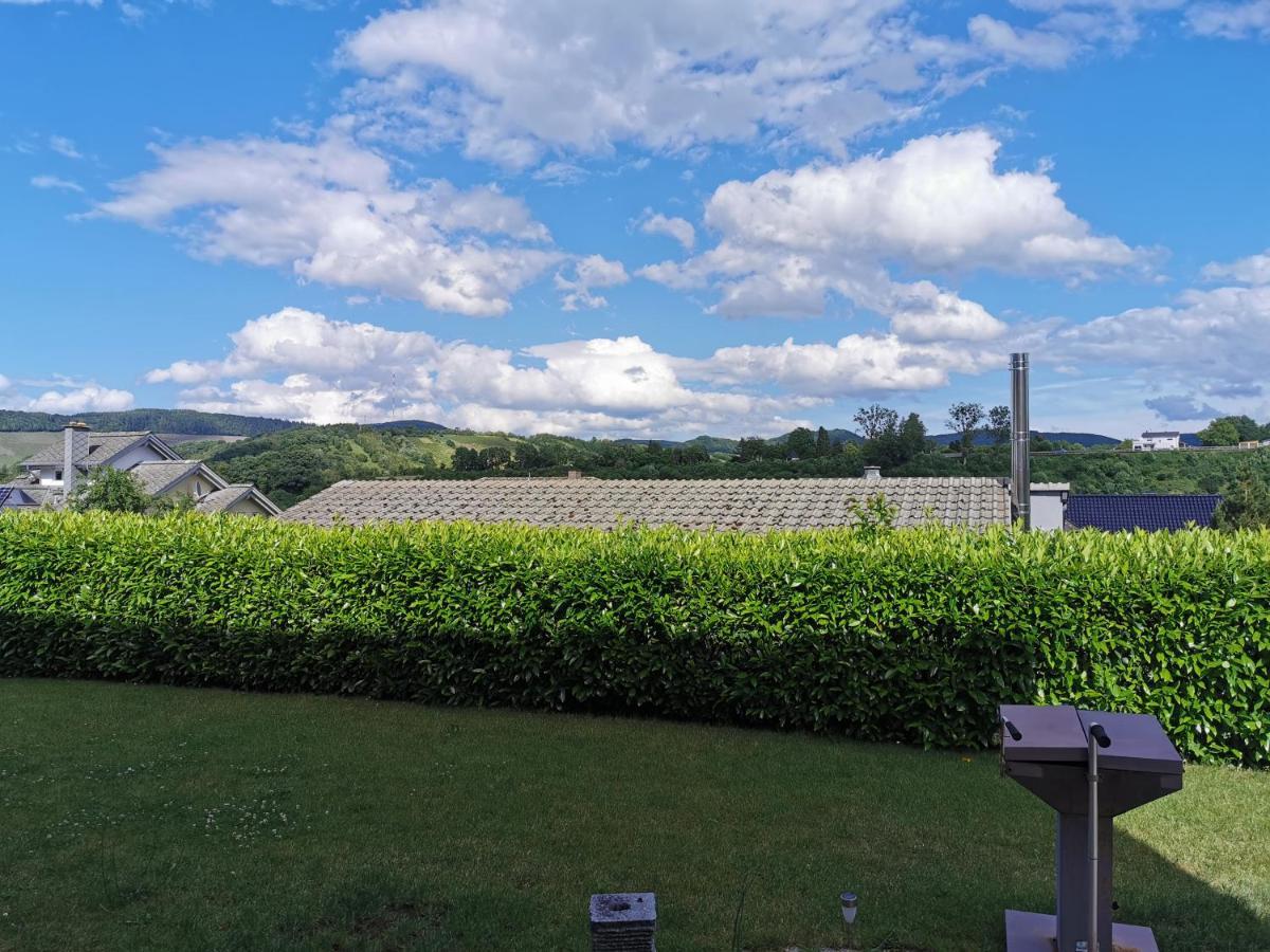 Apartment Gemütliche 90 Qm In Saarburg, Zentral Gelegen, Garten Mit Aussicht, Separater Eingang Saarburg